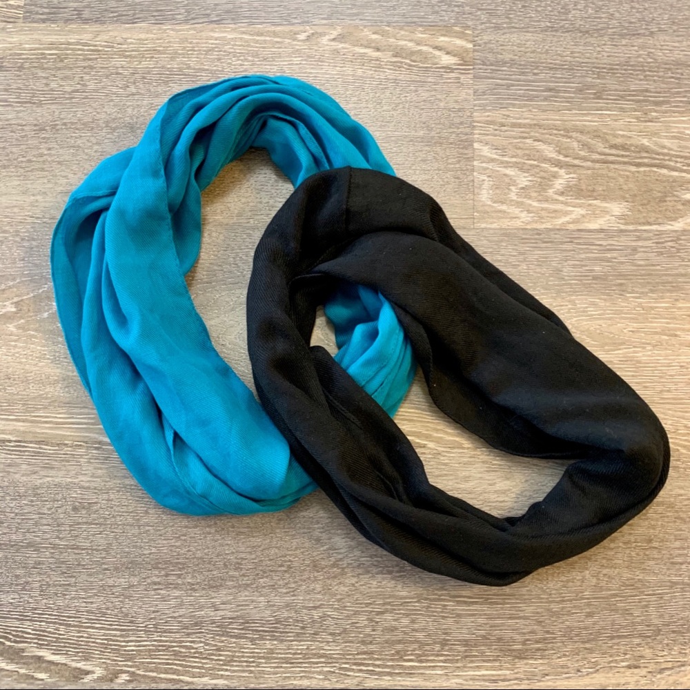 Infinity scarf duo